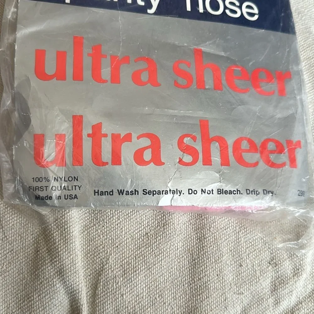 Vintage Pantyhose Pink/Blue Color Queen Size NWT (New with Tags)